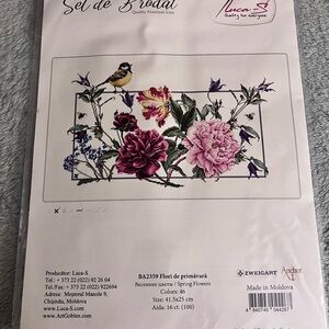 Luca-S Spring Flowers Cross Stitch Kit